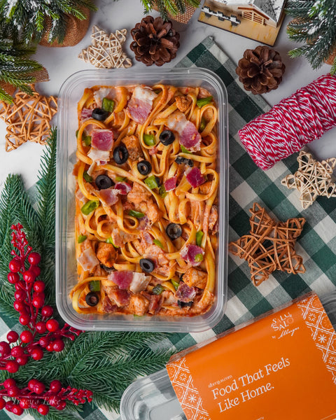 Salmon and Maple Bacon Linguine with Smoked Tomato Cream Sauce (Chilled- Heat to Serve, 1 day leadtime)