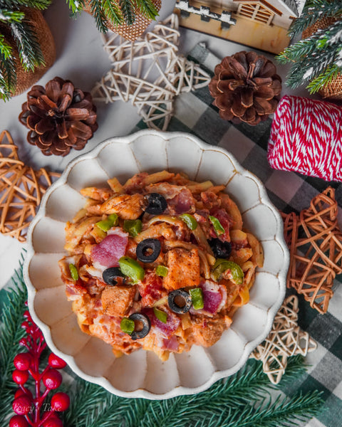Salmon and Maple Bacon Linguine with Smoked Tomato Cream Sauce (Chilled- Heat to Serve, 1 day leadtime)
