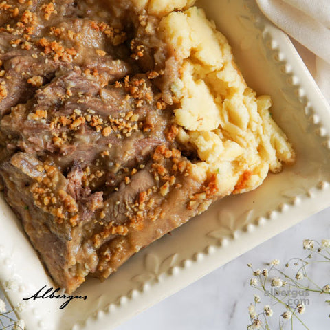 Country Style Beef Pot Roast with Garlic Mashed Potato (Chilled- Heat to Serve, 1 day leadtime)