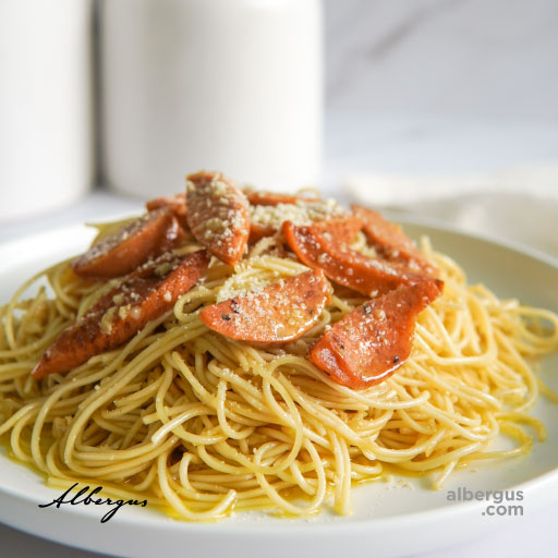 Linguine Aglio Olio with Italian Sausage (Chilled-Heat to Serve, 2 Days Lead Time)